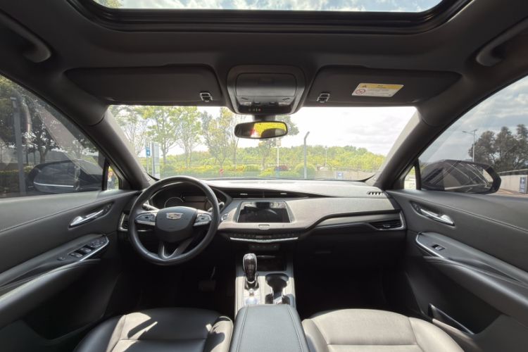 Used Cadillac XT4 2021 28T Two-Wheel Drive Leading Version