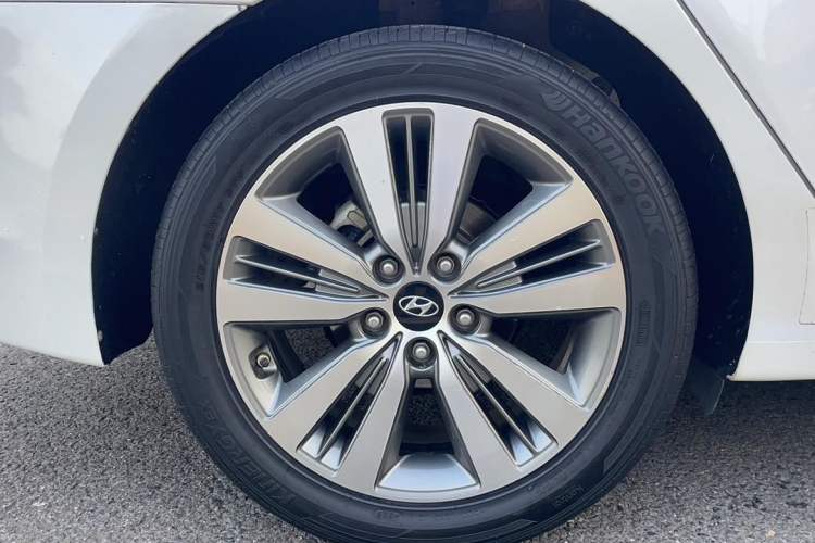 Used Hyundai Mistra 2016 1.8L Automatic Deluxe DLX Model Exterior 7