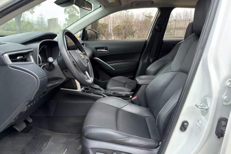 Used Toyota FRONTLANDER 2022 2.0L CVT Luxury PLUS Edition