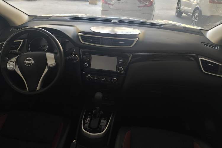 Used Nissan Qashqai 2017 2.0L CVT Luxury Edition China VI Standard
