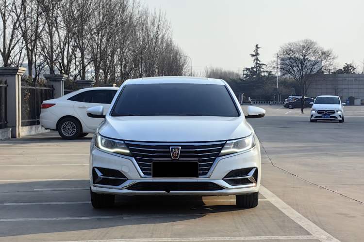 Used Roewe i6 2020 PLUS 1.6L CVT 4G Connected Glory Flagship Edition
