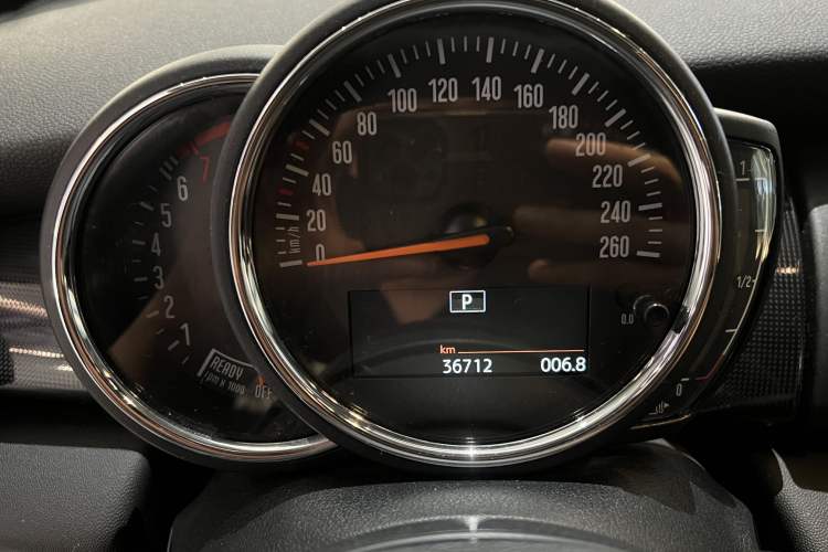 Used MINI MINI 2019 1.5T COOPER Classic Edition