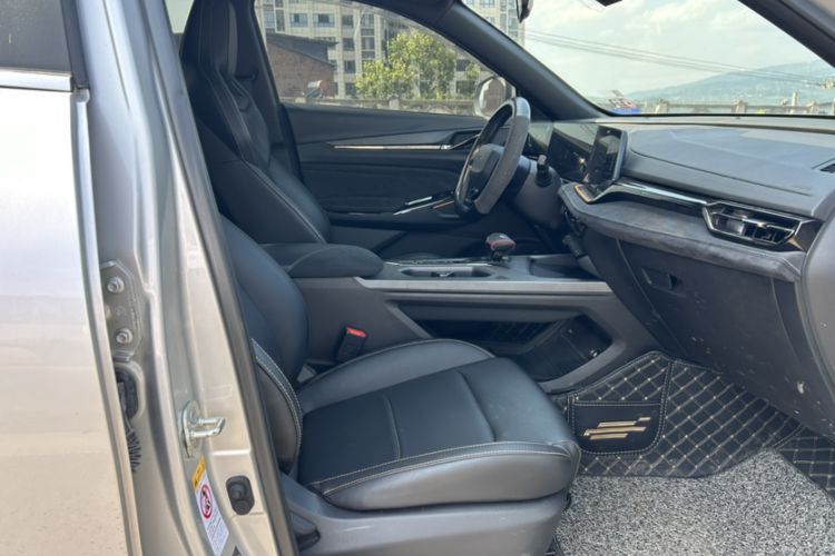 Used CHANGAN OSHAN X5 PLUS 2023 1.5T DCT Excellence Edition
