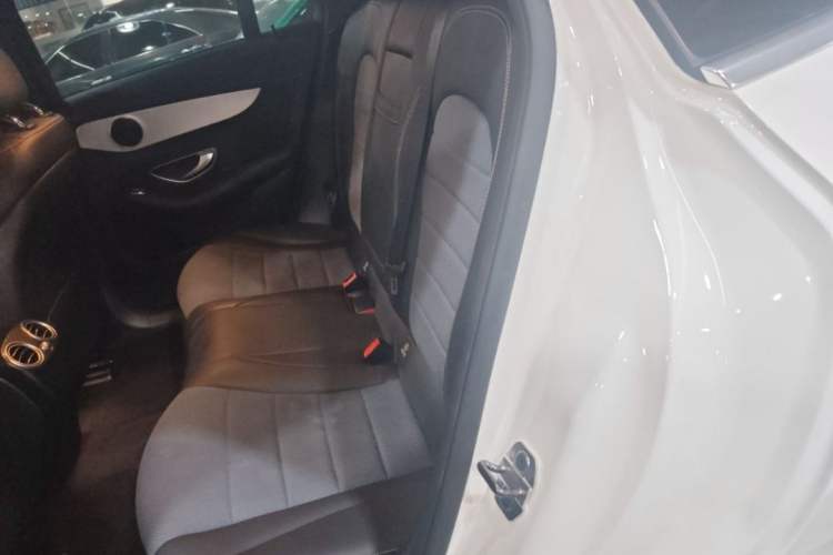 Used Mercedes-Benz EQC 2021 EQC 350 4MATIC Interior 4