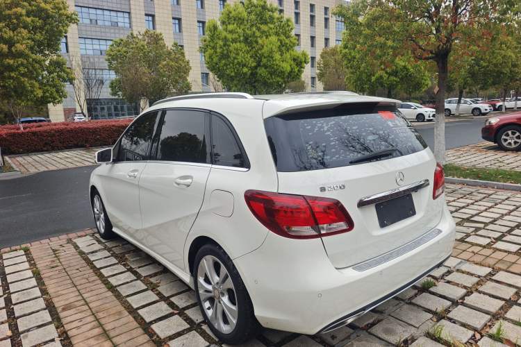 Used Mercedes-Benz B-Class 2015 B 200 Sport Edition Exterior 8