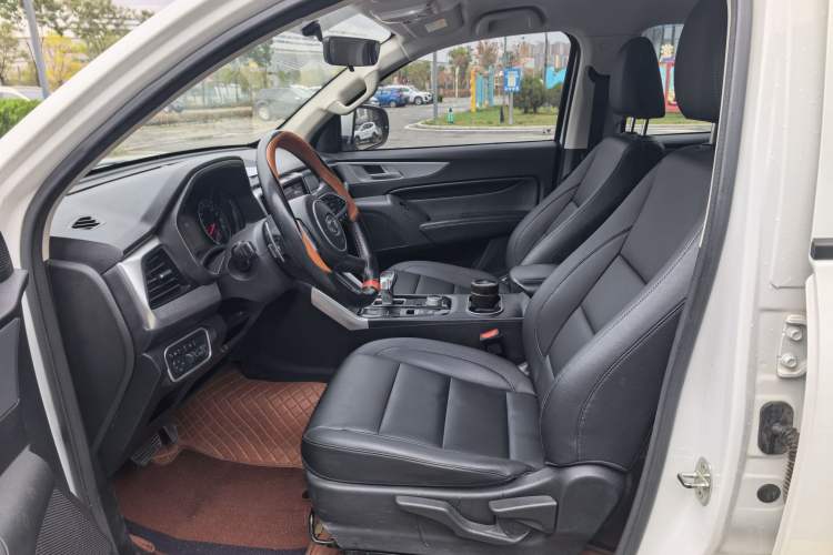 Used Great Wall Poer 2021 2.0T Commercial Version Automatic Diesel 4x4 Elite Long-Box GW4D20M
