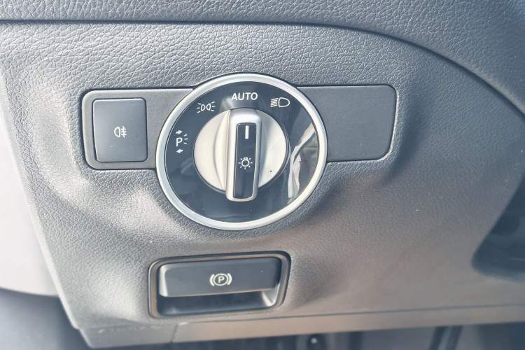 Used Mercedes-Benz GLA 2017 GLA 200 Fashion Model
