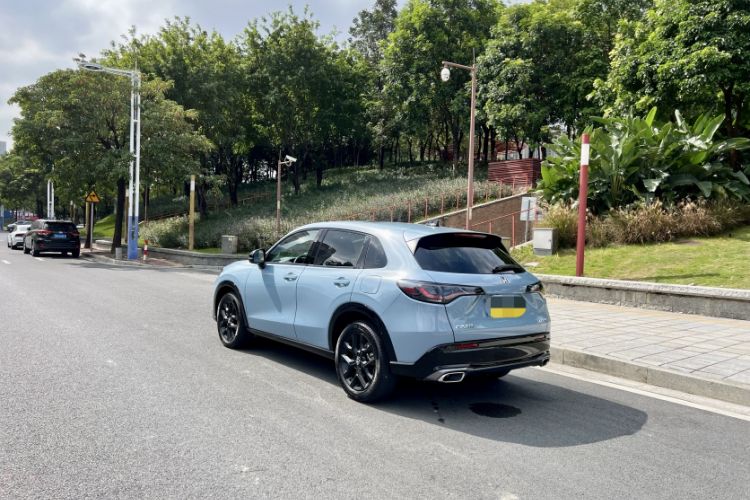 Used Honda ZR-V 2023 2.0L eHEV Sharp - Deluxe Edition
