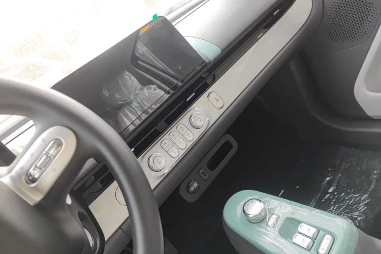 Used CHANGAN Lumin 2024 130km Qingyue Version
