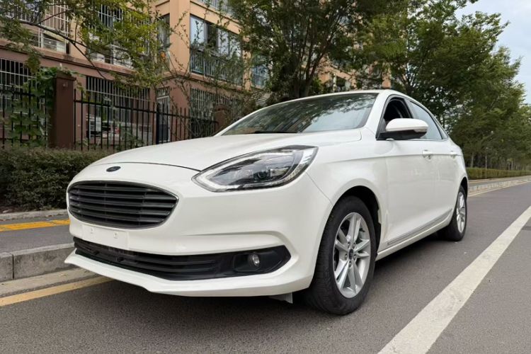 Used Ford Escort 2019 Revised Version 1.5L Automatic Enjoyment Type China VI Standard