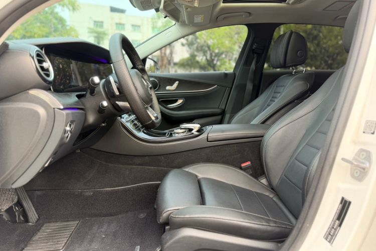 Used Mercedes-Benz E-Class 2016 E 200 L Sport Edition Interior 2