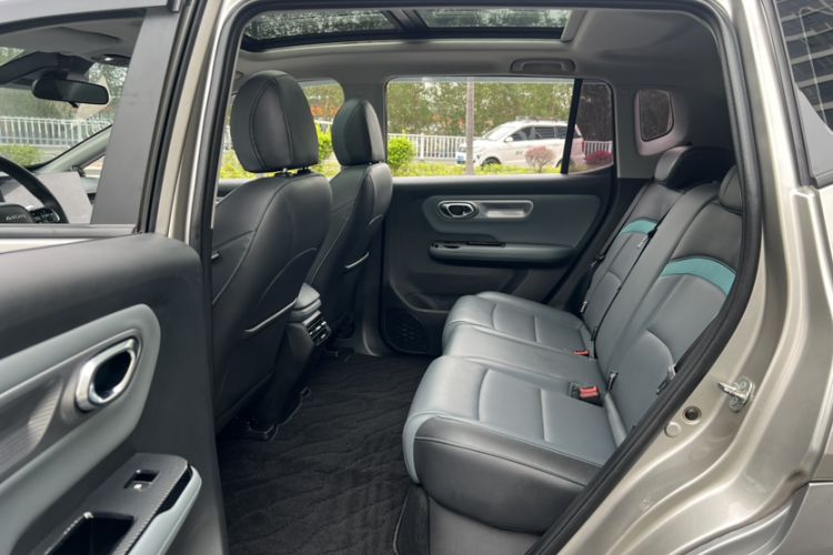 Used AION Y 2023 Plus 510 Smart Edition