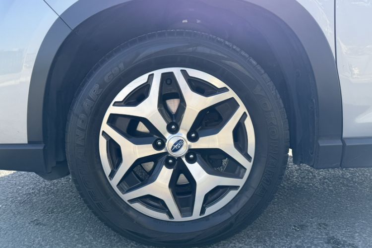 Used Subaru Forester 2021 2.0i Luxury Edition Exterior 7