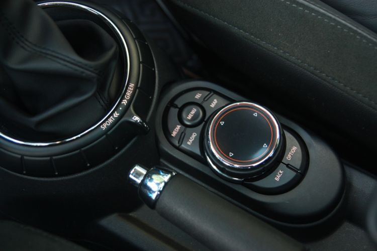 Used MINI MINI 2015 2.0T COOPER S Five-Door Edition
