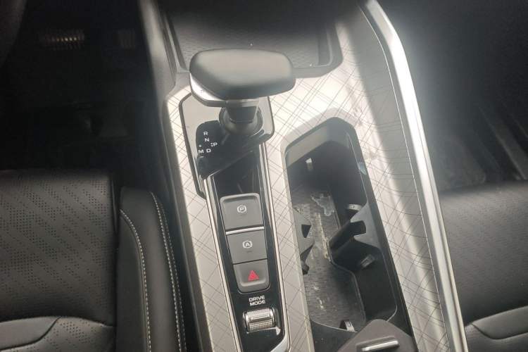 Used Geely Auto Preface 2023 2.0TD Luxury Version
