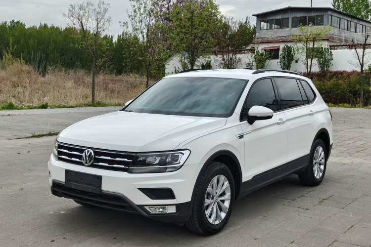 Used Volkswagen Tiguan L 2017 330TSI Automatic Two-Wheel Drive Luxury Edition Left Front Headlight