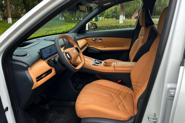 Used Geely Galaxy Galaxy Xingjian 7 EM-i 2025 120km Exploration+ Version