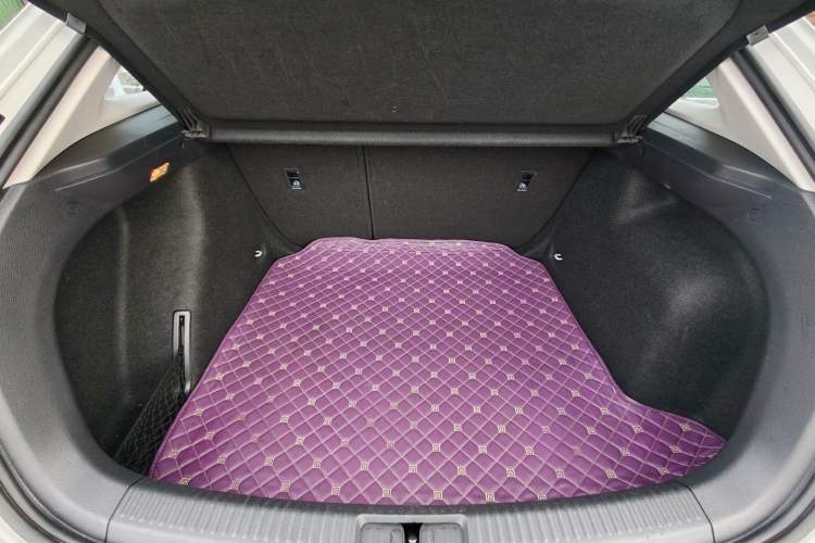 Used Volkswagen Gran Lavida 2017 230TSI DSG Comfort Edition Trunk