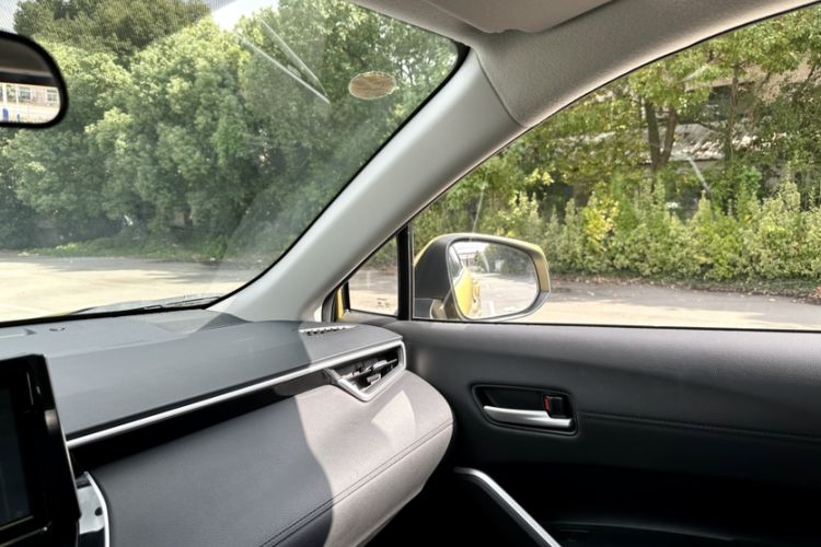 Used Toyota FRONTLANDER 2022 2.0L CVT Luxury PLUS Edition