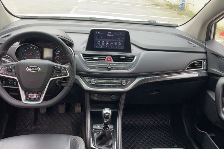 Used JAC Refine S3 2018 1.5L Manual Connect Edition