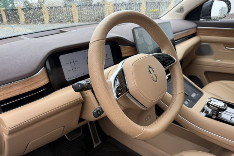 Used Hima AITO M7 2024 1.5T Intelligent Driving Rear-Drive Max Edition 6 Seats Interior 9