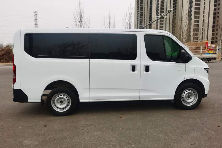 Used JMC E Fushun 2025 Model, Open Window Version, 41.86 kWh, Short Axle, Low-roof