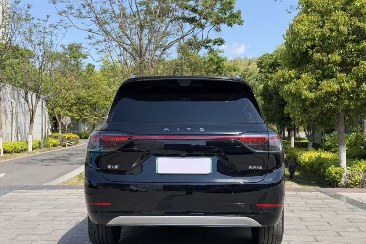 Used Hima AITO M9 2025 Extended-Range Ultra Version 52 kWh 6-Seater Exterior 4