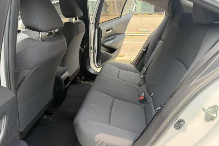 Used Toyota Corolla 2021 Dual-Engine 1.8L E-CVT Pioneer Edition Interior 5