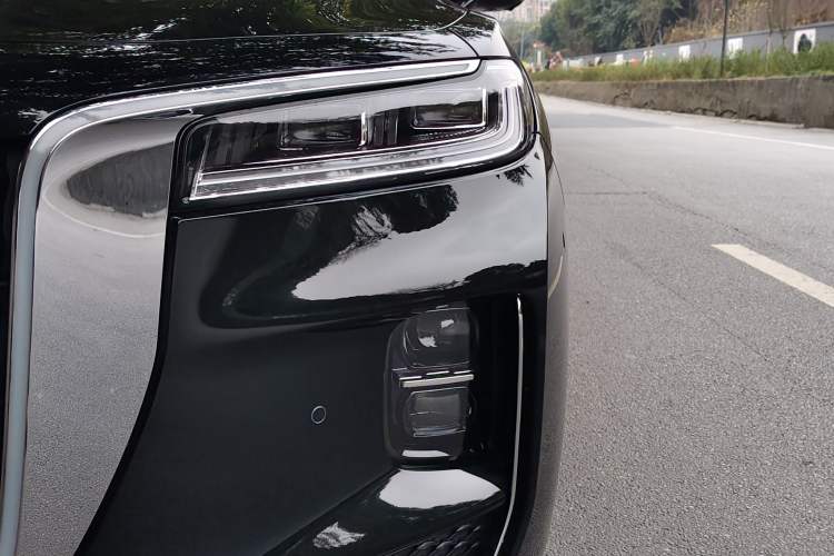 Used Hongqi H9 2022 2.0T Smart Connect Flagship Edition