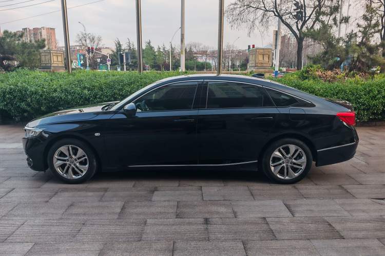 Used Honda Accord 2018 230TURBO Comfort Version National V Exterior 5