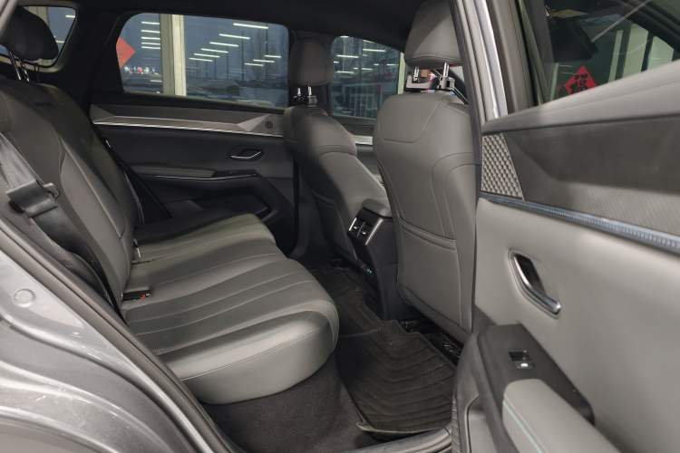 Used BYD Song Pro New Energy 2025 2nd Generation Intelligent Driving Version DM-i 75KM Leading Edition Interior 4