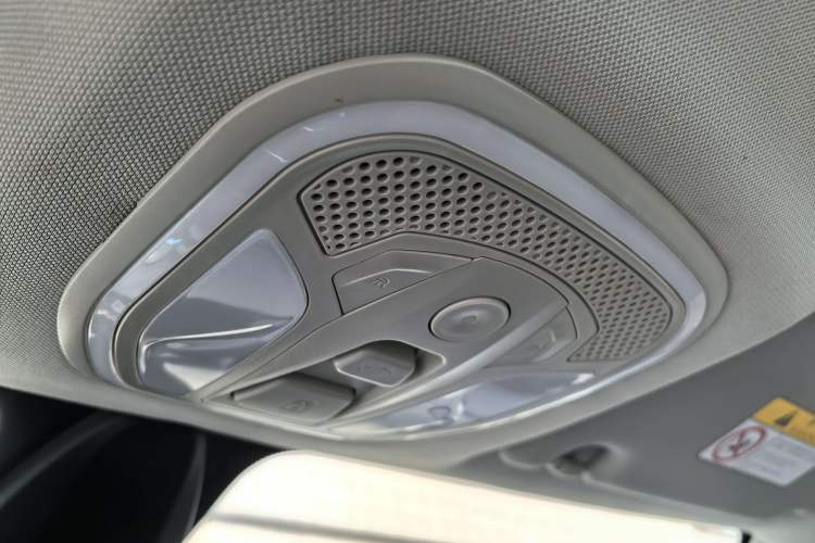 Used Soueast DX3 2018 EV Flagship Model Interior 8