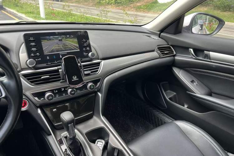 Used Honda Accord 2018 260TURBO Luxury Edition China VI
