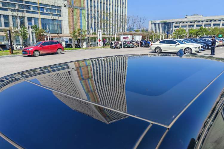 Used Land Rover Discovery Sport 2019 240 PS SE Dynamic Version China VI Standard Roof