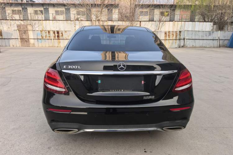 Used Mercedes-Benz E-Class 2020 E 300 L Sporty and Stylish Model
