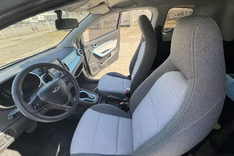Used Chery QQ Little Ant 2021 150 000 Yuan Ant Fan Edition Ant Trend Version Lithium-Ion Battery Interior 1