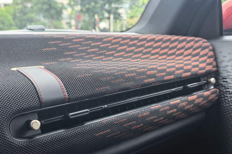 Used MINI Electric MINI COOPER 2024 452km COOPER SE Racing Driver