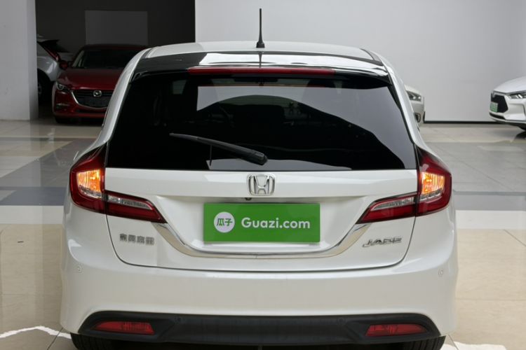 Used Honda Jade 2016 1.8L Automatic Comfort Elite Version 5 Seats
