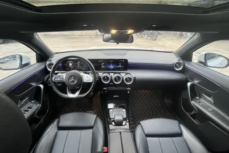 Used Mercedes-Benz A-Class 2022 Restyled A 200 L Sport Sedan Fashion Version