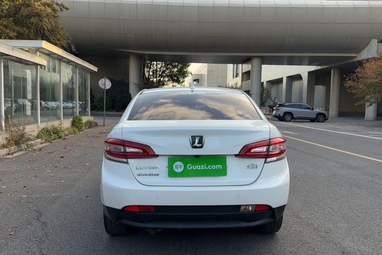 Used Luxgen S3 2016 1.6L CVT Flagship Edition
