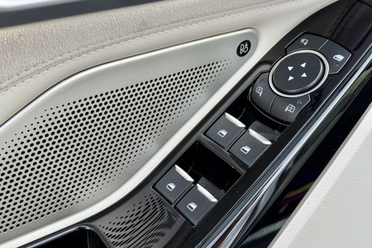 Used Ford Explorer 2023 EcoBoost 285 Four-Wheel Drive Red Gold Edition 6 Seats
