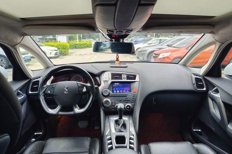 Used DS 5 2014 1.6T Elegant Version THP160