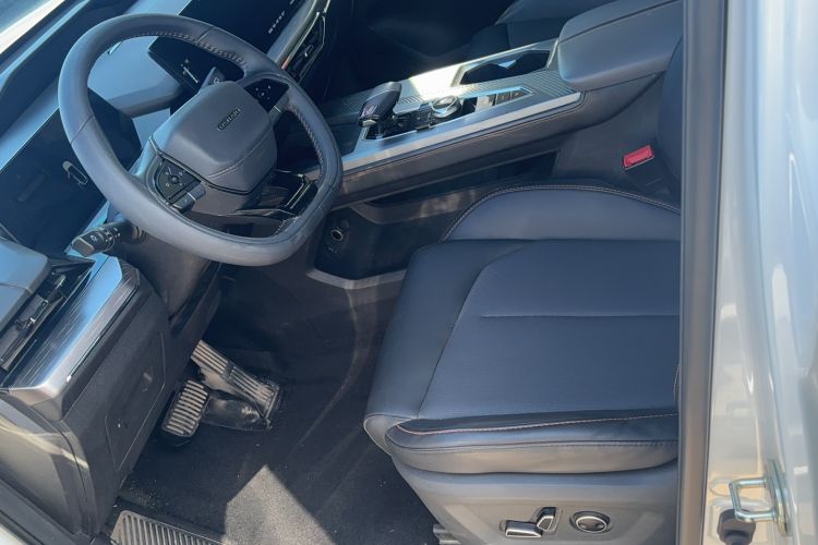 Used CHANGAN OSHAN Z6 New Energy 2023 ZhiDian iDD 150KM Flagship PLUS Interior 1