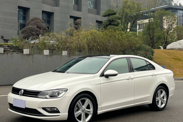 Used Volkswagen Lamando 2018 280TSI DSG Comfort Edition
