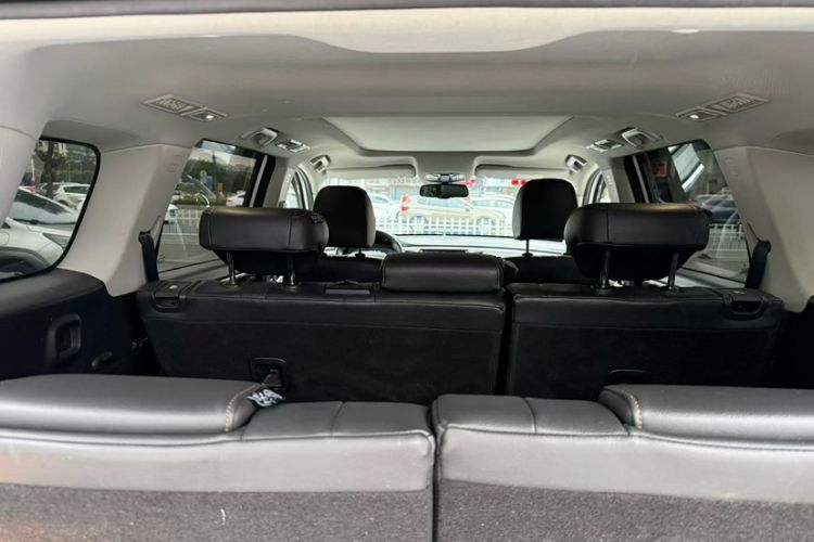 Used GAC Trumpchi GS8 2017 320T Two-Wheel Drive Luxury Smart Connectivity Version (7 Seats)