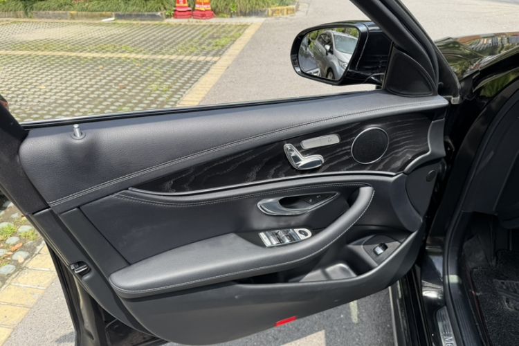 Used Mercedes-Benz E-Class 2018 E 200 L Sport Edition Interior 2