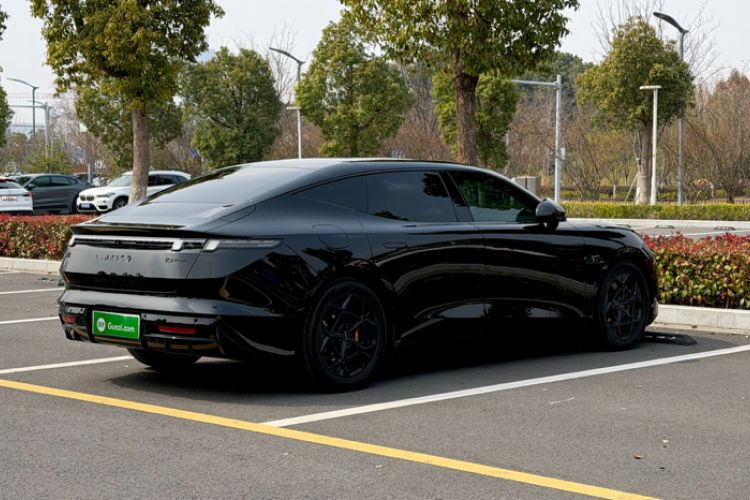 Used Lynk & Co 10 EM-P 2025 Model 120 Four-Wheel Drive Ultra Exterior 3