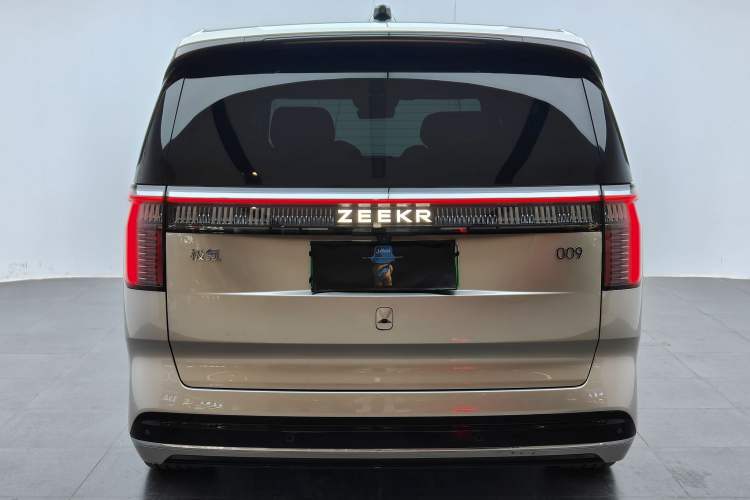 Used Zeekr 009 2022 WE Edition