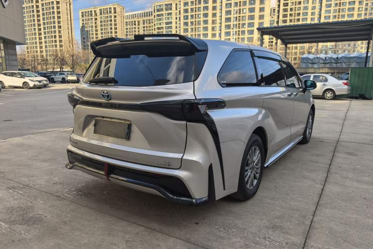 Used Toyota Sienna 2021 2.5L Hybrid Comfort Edition