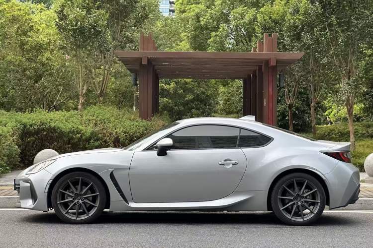 Used Subaru BRZ 2022 2.4L Manual Version